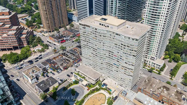 30 Greenfield Ave Unit 614