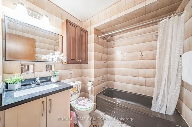 Additional image 25 of 33 Lansbury Dr