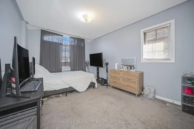 Additional image 40 of 37 Loons Call Cres