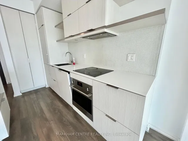Additional image 10 of 197 Yonge St Unit 3307