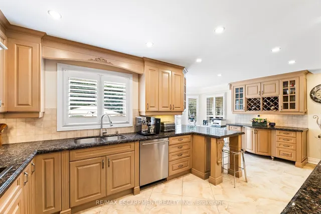 Additional image 9 of 286 Winfield Terr