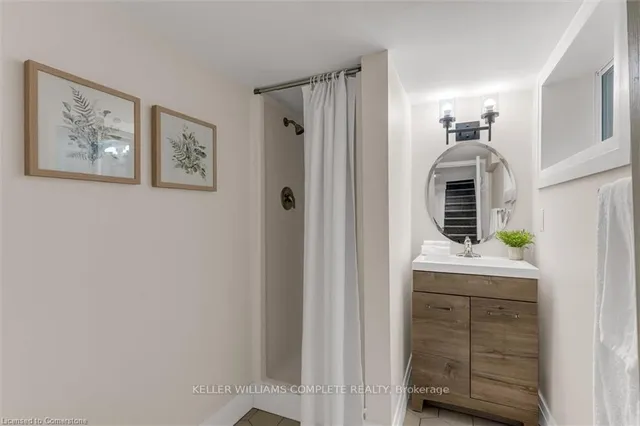 Additional image 16 of 92 Kensington Ave