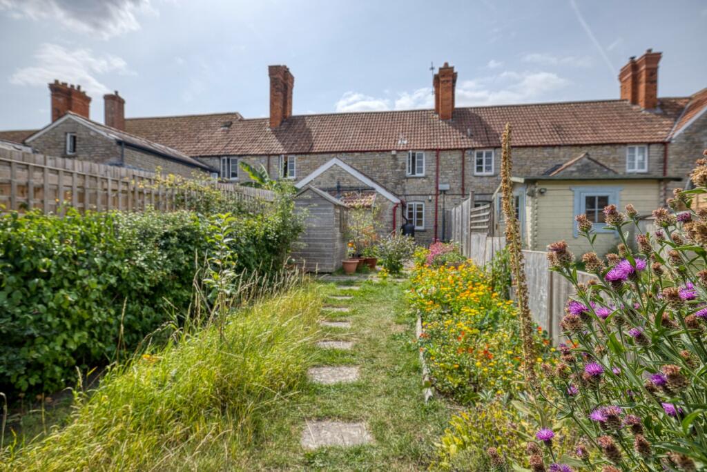 Additional image 21 of Most desirable road in Street