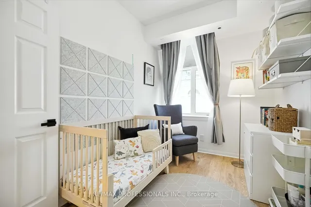 Additional image 25 of 32 Stadium Rd Unit 325