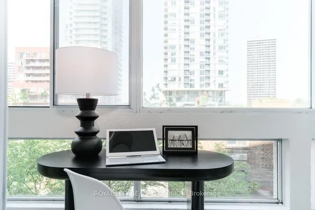 Additional image 25 of 7 Broadway Ave Unit 507