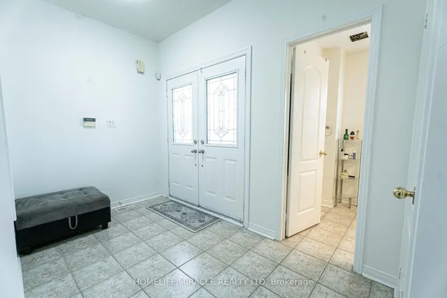 Additional image 5 of 16 Signet Crt