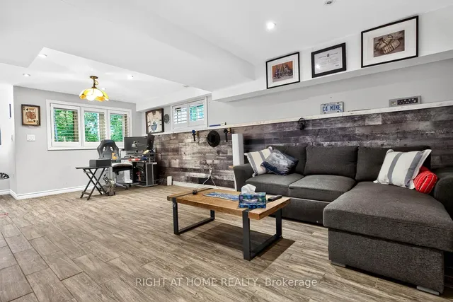 Additional image 26 of 18 Rolling Lane