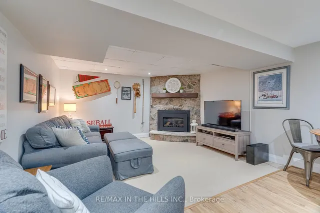 Additional image 23 of 32 Belfountain Crt