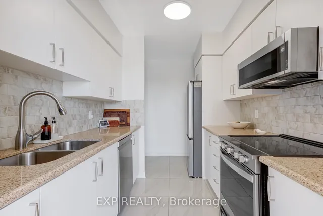 Additional image 8 of 2088 Lawrence Ave Unit 1002