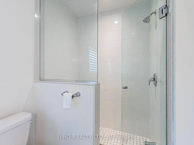 Additional image 22 of 67 Locker Pl