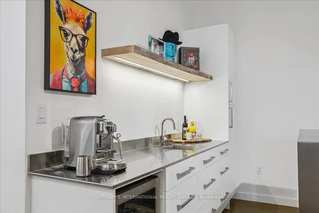 Additional image 7 of 66 Bay St Unit 301