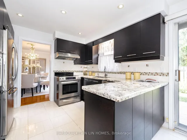 Additional image 17 of 18 Whitman St