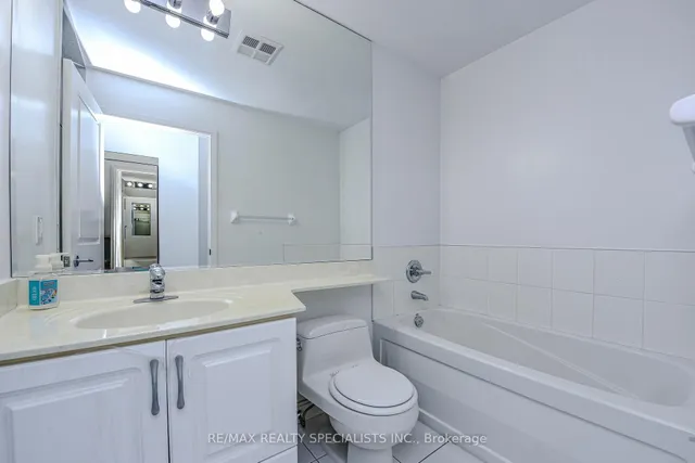 Additional image 22 of 70 Absolute Ave Unit 1206