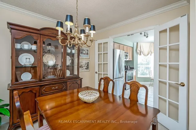 Additional image 12 of 442 Maple Ave Unit 609