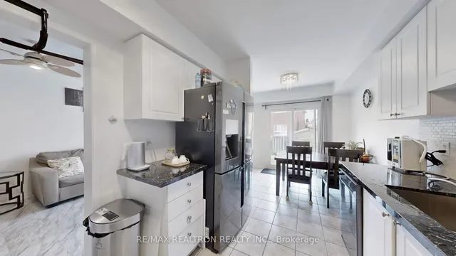 Additional image 13 of 878 Delgado Dr