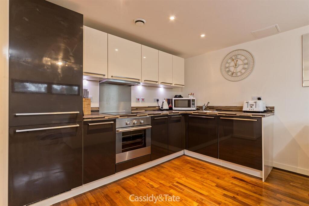 Additional image 10 of Winchester Court,Newsome Place,St Albans,Hertfordshire