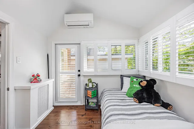 Additional image 18 of 104 Silver Birch Ave