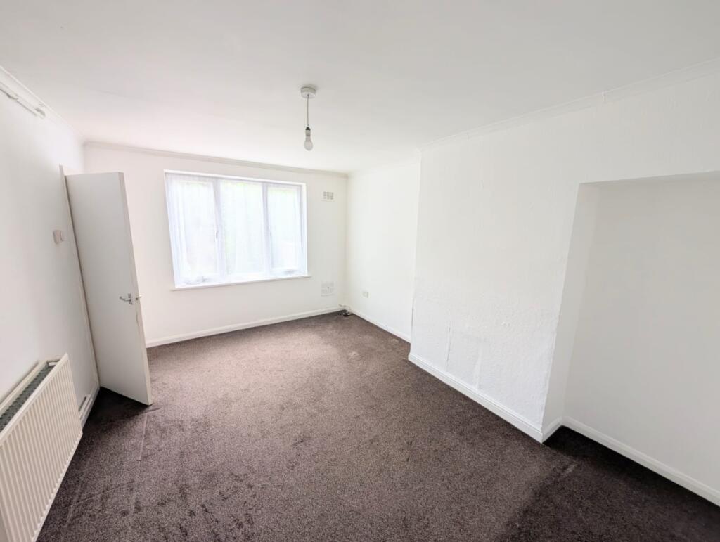 Additional image 2 of Kingstanding Road, Birmingham, West Midlands, B44