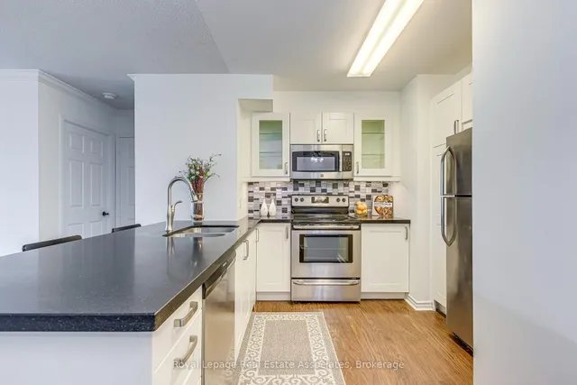 Additional image 10 of 17 Michael Power Pl Unit 406