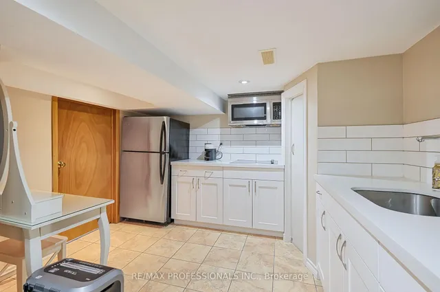 Additional image 37 of 53 Tilden Cres