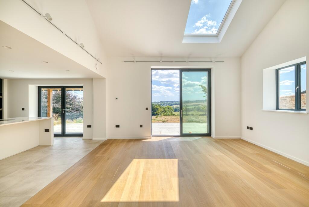 Additional image 9 of Near Oakhill