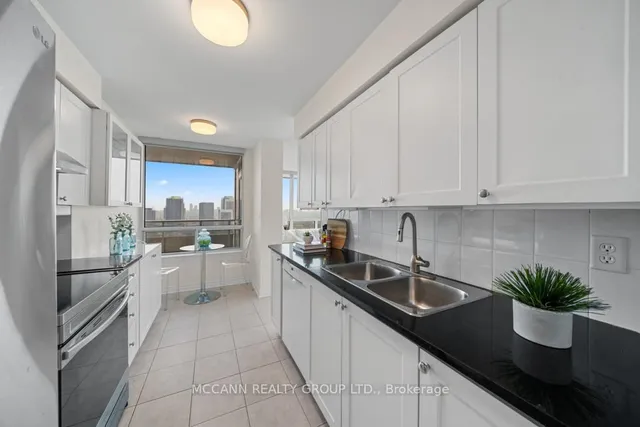 Additional image 19 of 3 Rean Dr Unit 1807