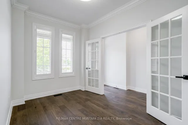 Additional image 3 of 562 Nairn Circ