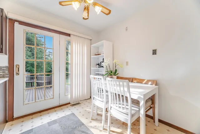 Additional image 13 of 32 Farmington Dr