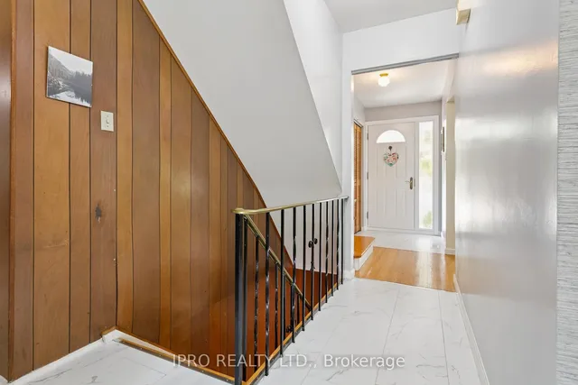 Additional image 36 of 47 Golf View Dr