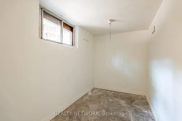 Additional image 35 of 272 Stinson Cres