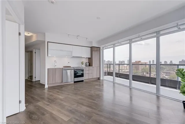 Additional image 14 of 159 Wellesley St Unit 708