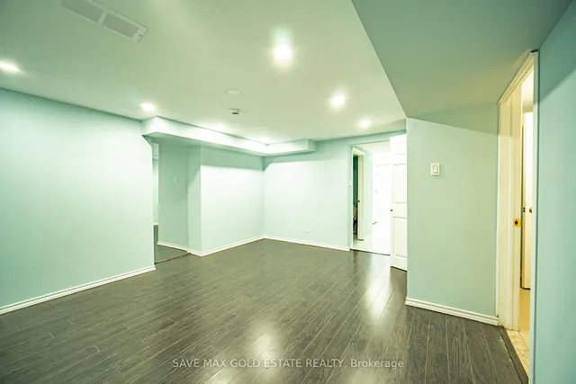 Additional image 33 of 21 Stanley Crt