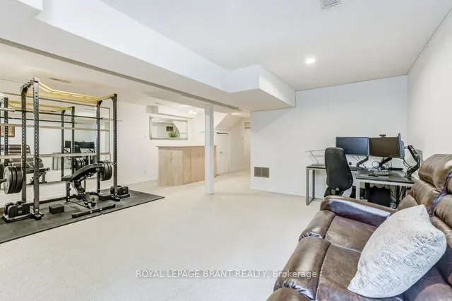 Additional image 28 of 4102 Foxwood Dr