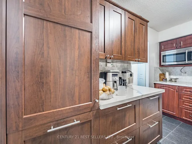 Additional image 22 of 3380 Eglinton Ave Unit 1410