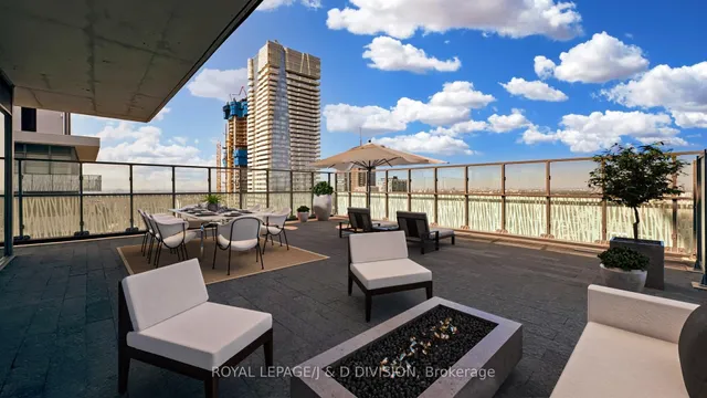 Additional image 36 of 50 Charles St Unit PH 02 (5502)