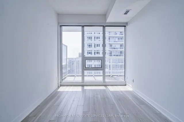 Additional image 20 of 17 Bathurst St Unit 3505