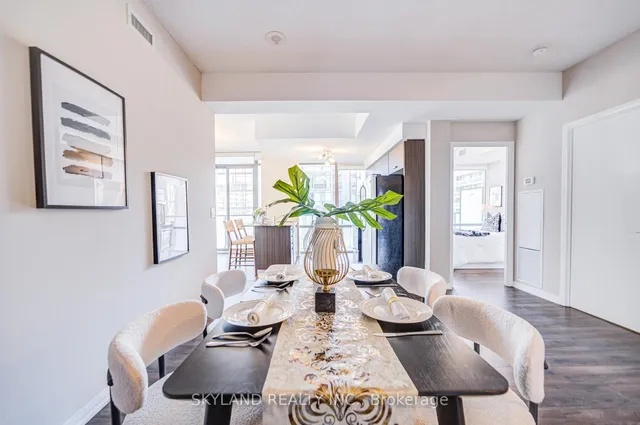 Additional image 3 of 832 Bay St Unit 805