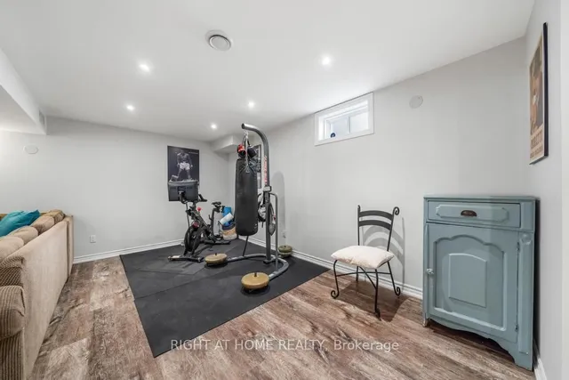 Additional image 34 of 12 Valridge Crt