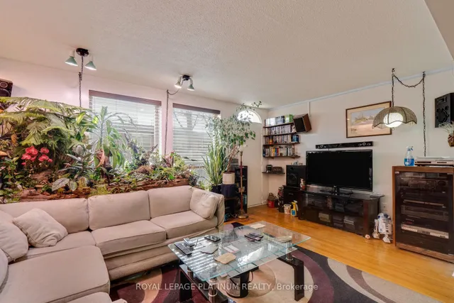 Additional image 18 of 246 John Garland Blvd Unit 48