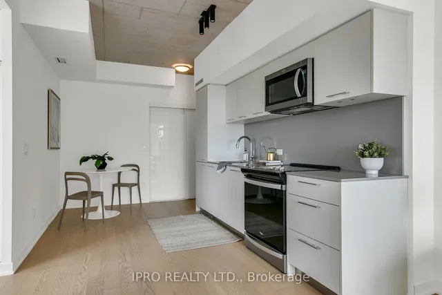 Additional image 7 of 45 Baseball Pl Unit 1305