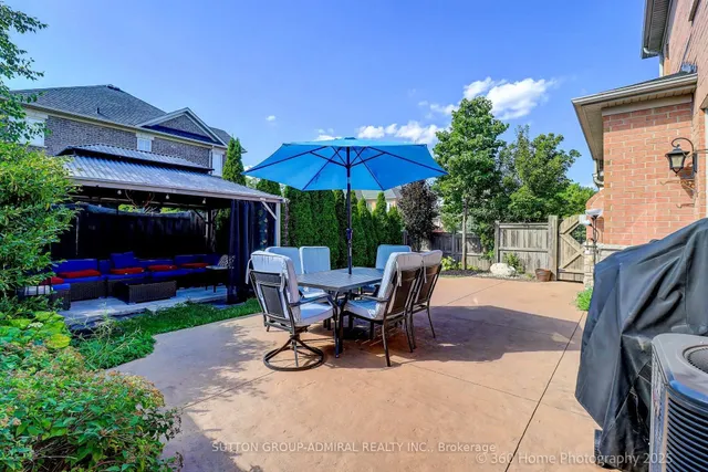 Additional image 39 of 1065 Woodward Ave