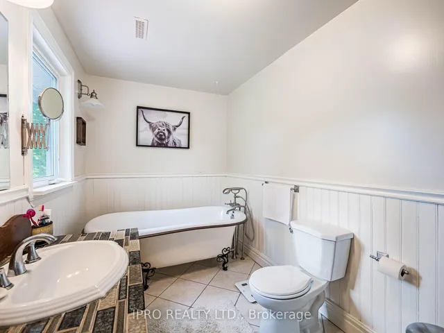 Additional image 28 of 8375 Creditview Rd