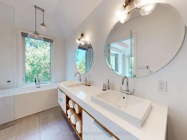 Additional image 30 of 23 Cardiff Rd