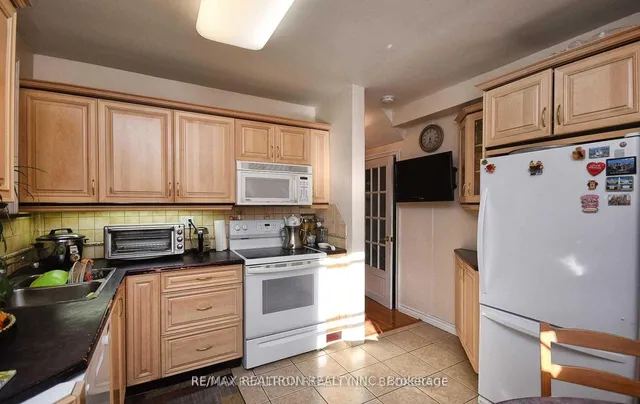 Additional image 21 of 74 Goulding Ave