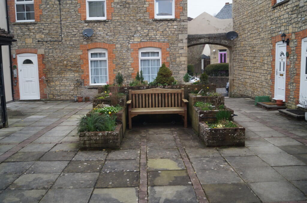 Additional image 7 of Vineys Yard, Bruton