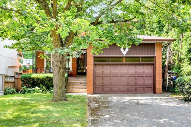 196 Prince Edward Dr