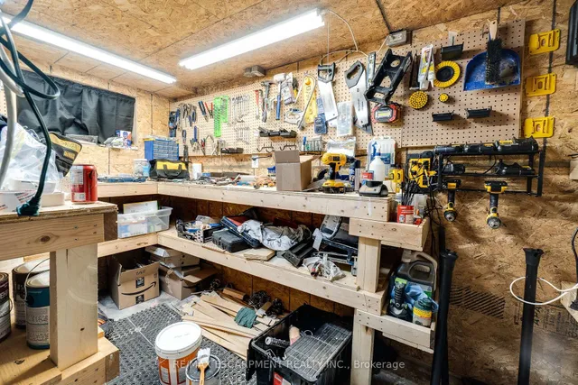 Additional image 36 of 75 MELROSE Ave