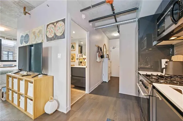 Additional image 10 of 109 Wolseley St Unit 204