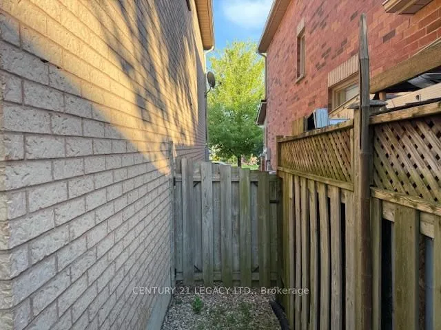 Additional image 36 of 47 National Cres