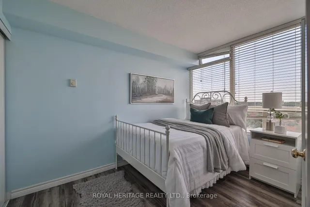 Additional image 24 of 10 Torresdale Ave Unit 806